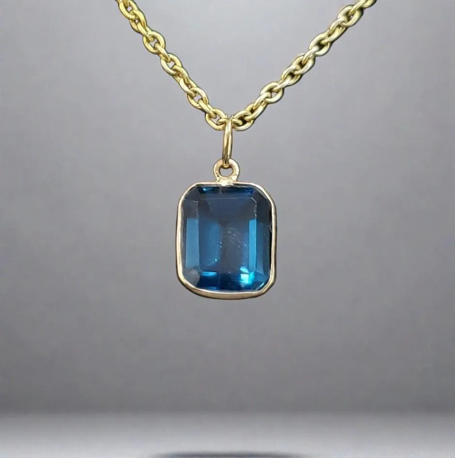 14k Gold London Blue Topaz Pendant