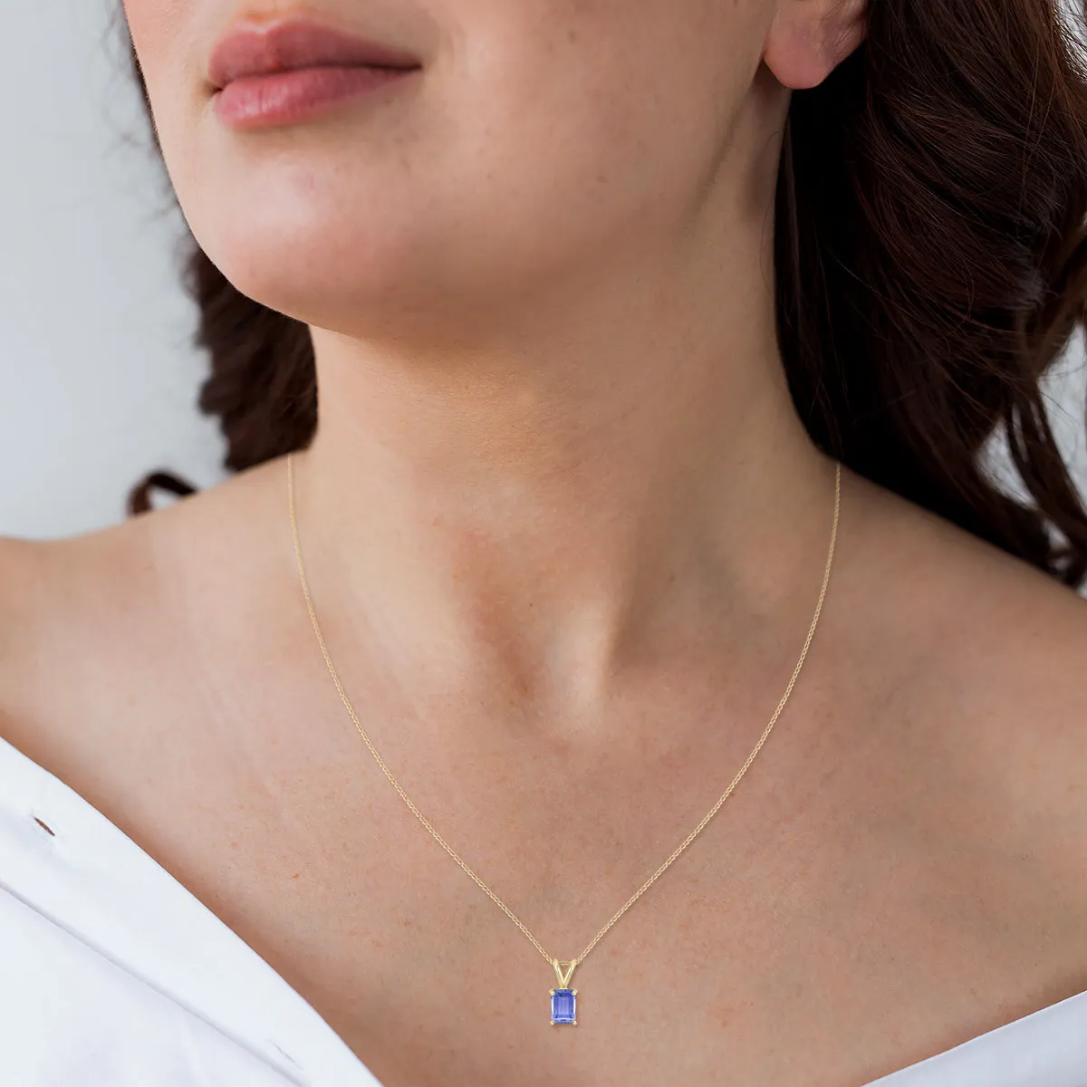 14K Yellow Gold 6X4Mm Emerald Shaped Tanzanite Pendant