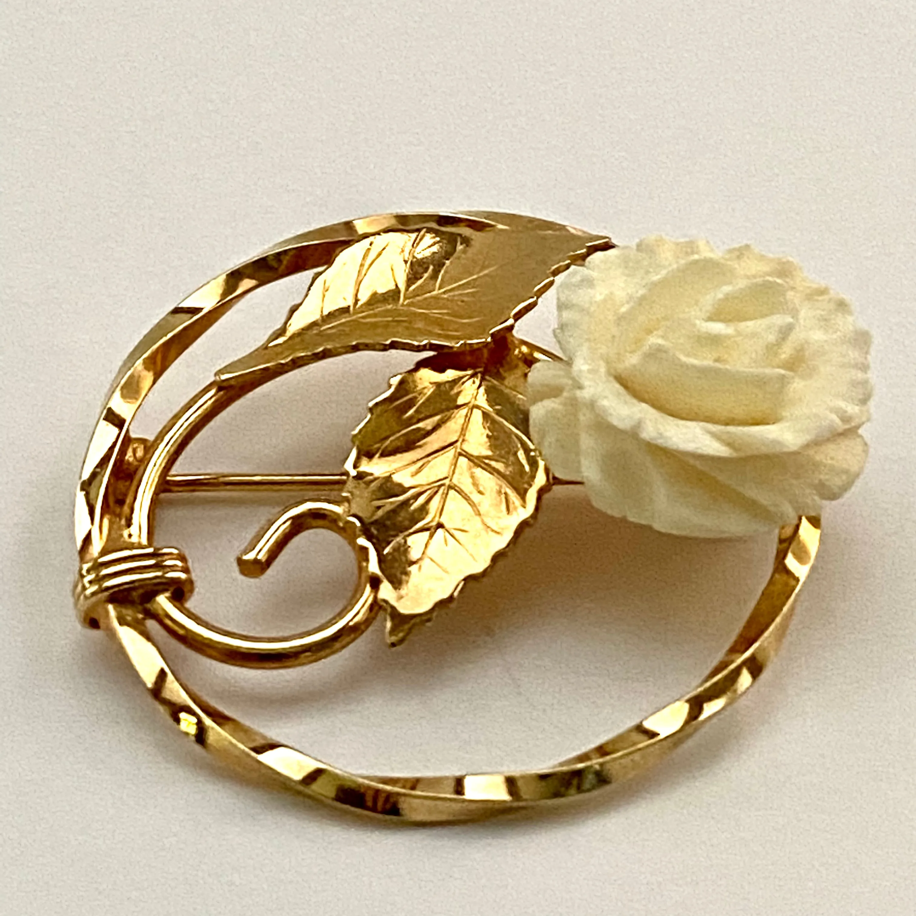 1970s Catamore 12K Gold Filled Brooch