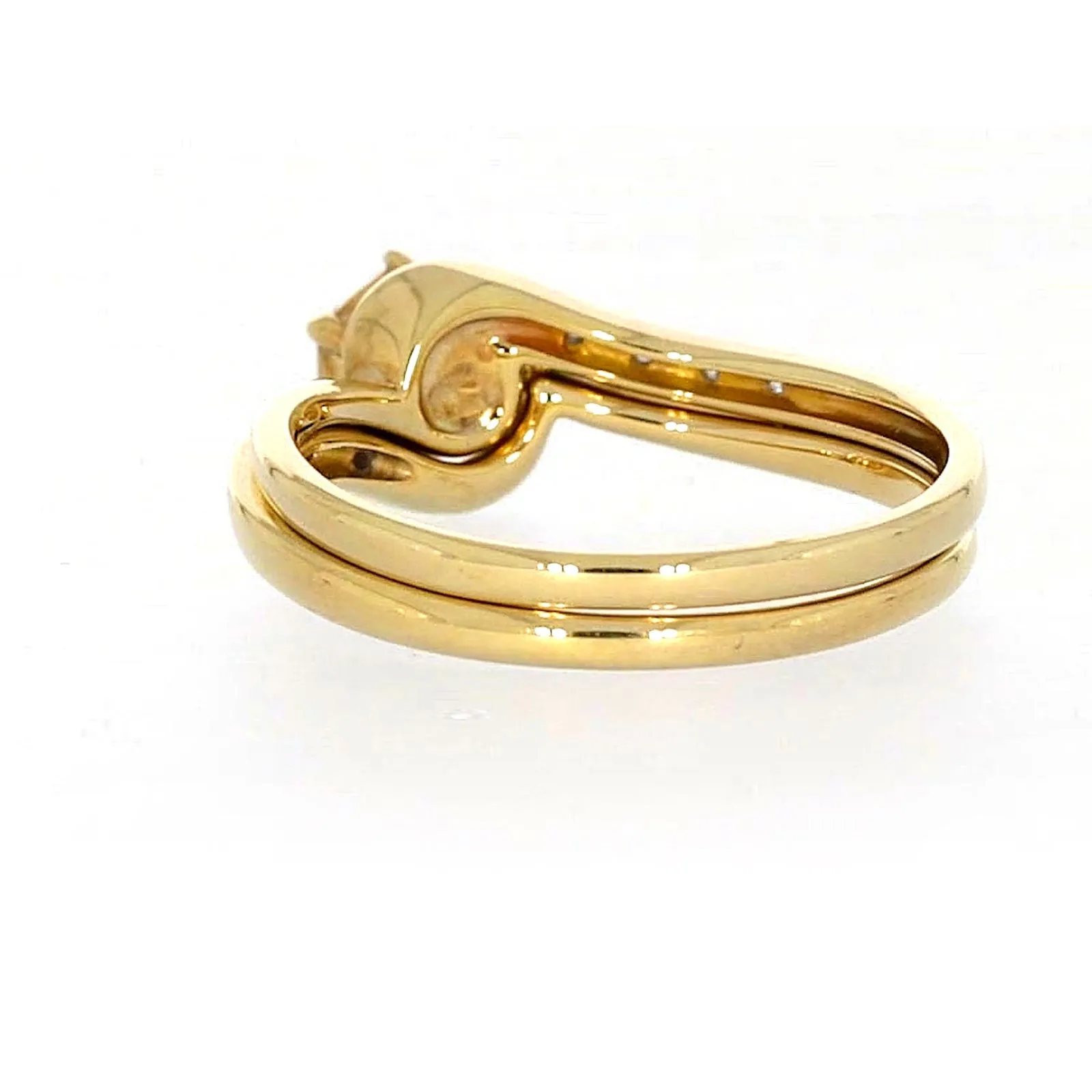 9ct Yellow Gold Round Brilliant Cut with 0.15 CARAT tw of Diamonds Ring