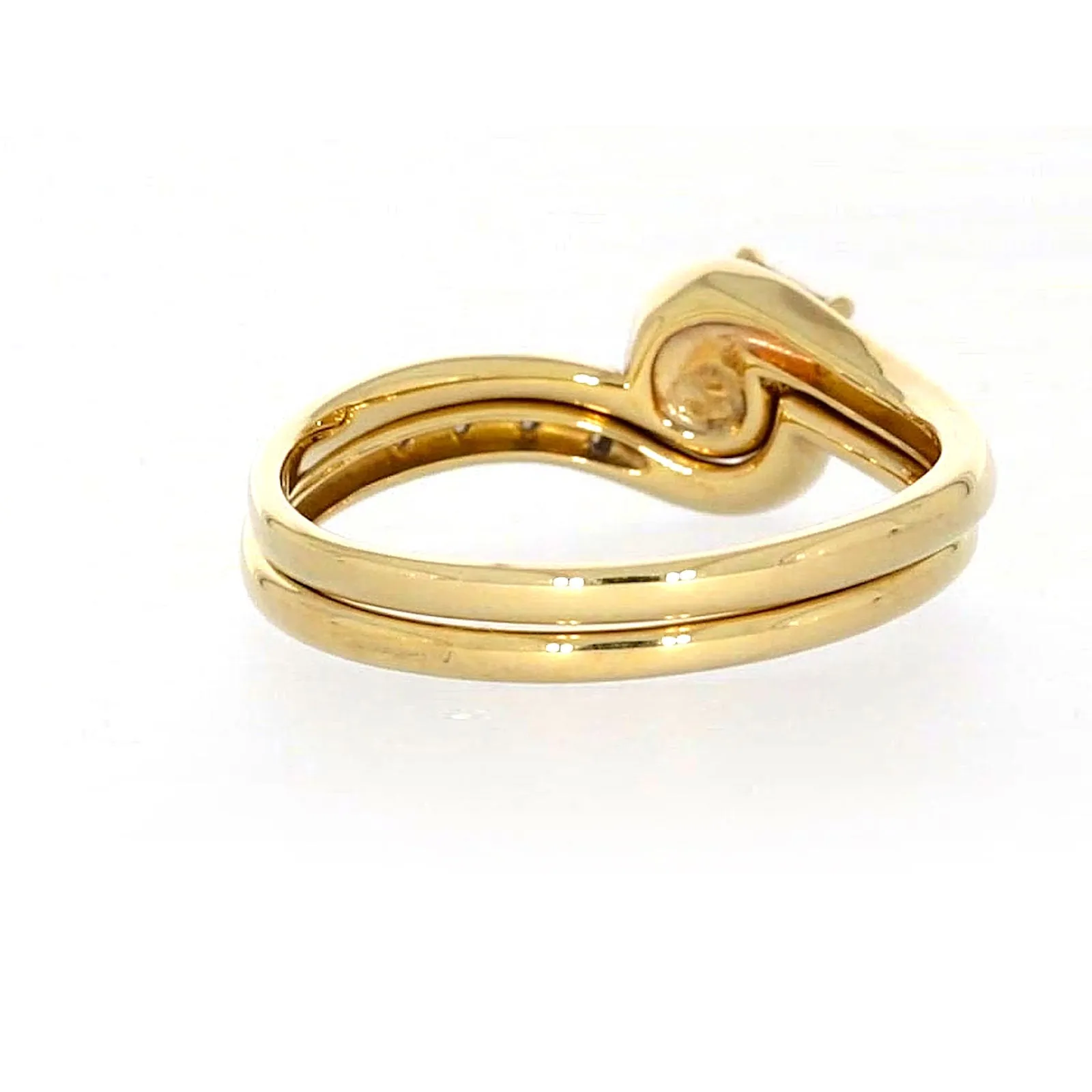 9ct Yellow Gold Round Brilliant Cut with 0.15 CARAT tw of Diamonds Ring