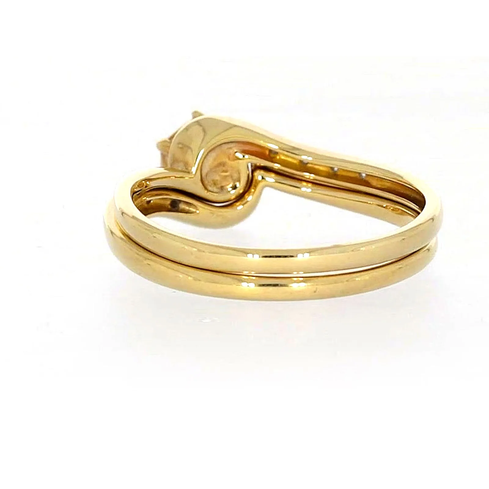 9ct Yellow Gold Round Brilliant Cut with 0.15 CARAT tw of Diamonds Ring