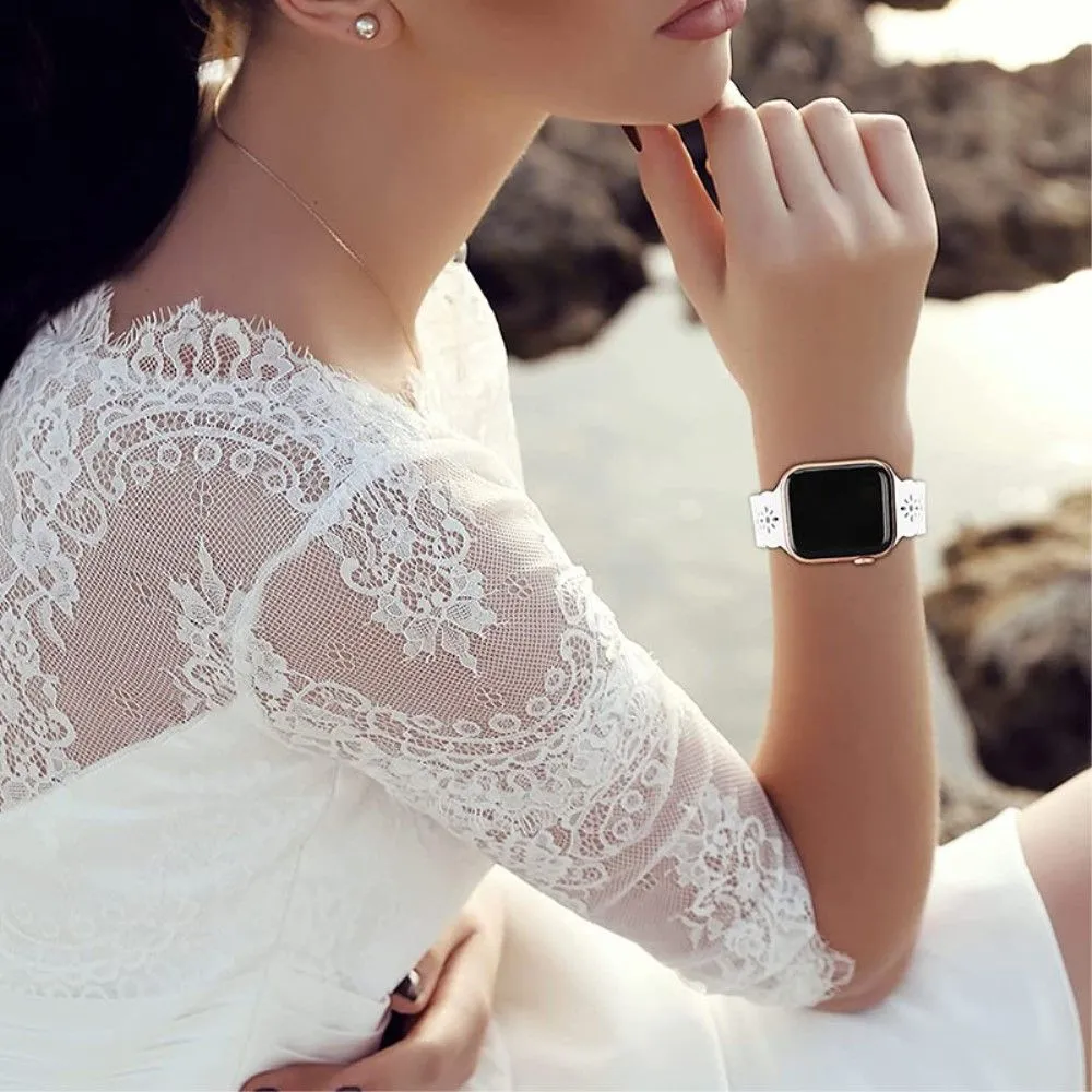 Apple Watch (45mm) stylish blossom silicone watch strap - White