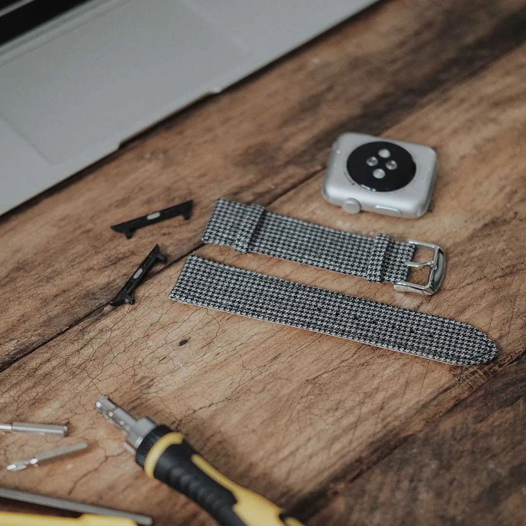 Apple Watch BLACK & WHITE houndstooth