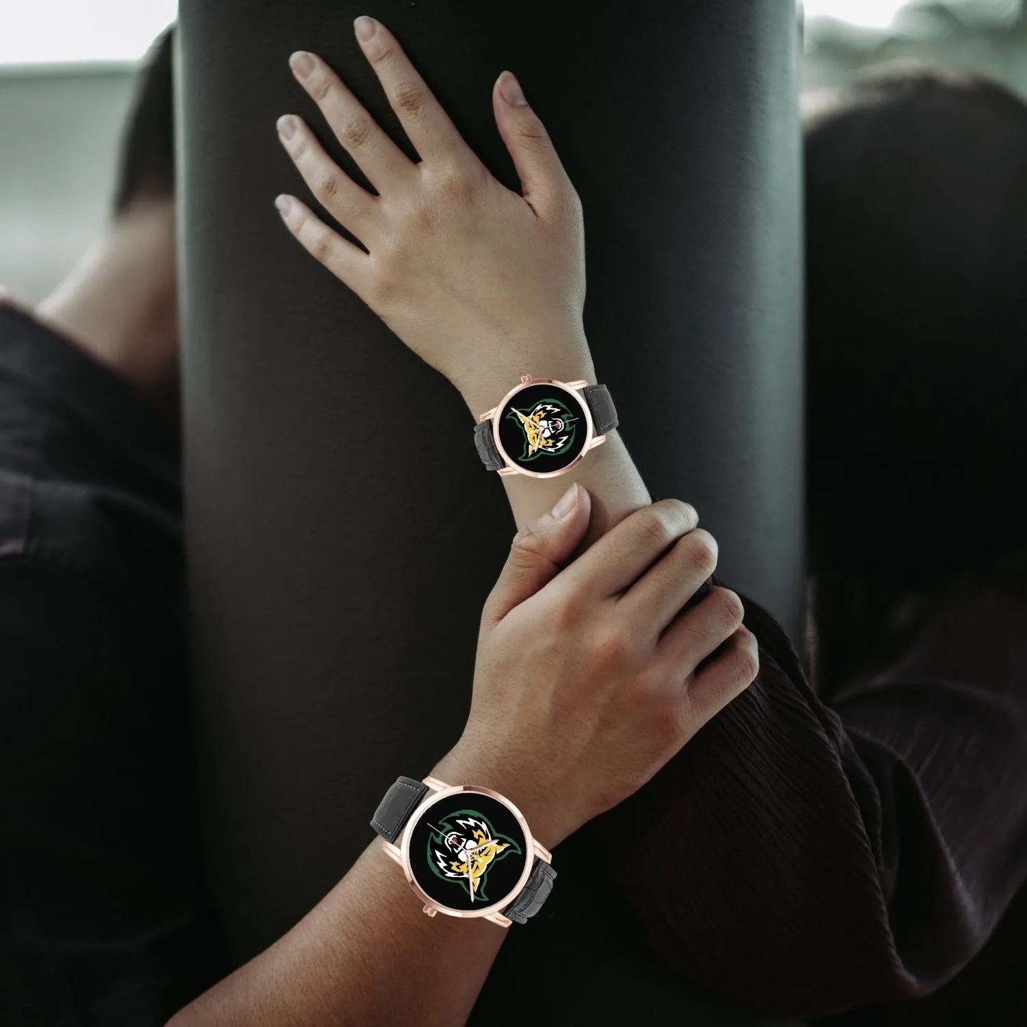 Bishop Black Instafamous Wide Type Quartz watch