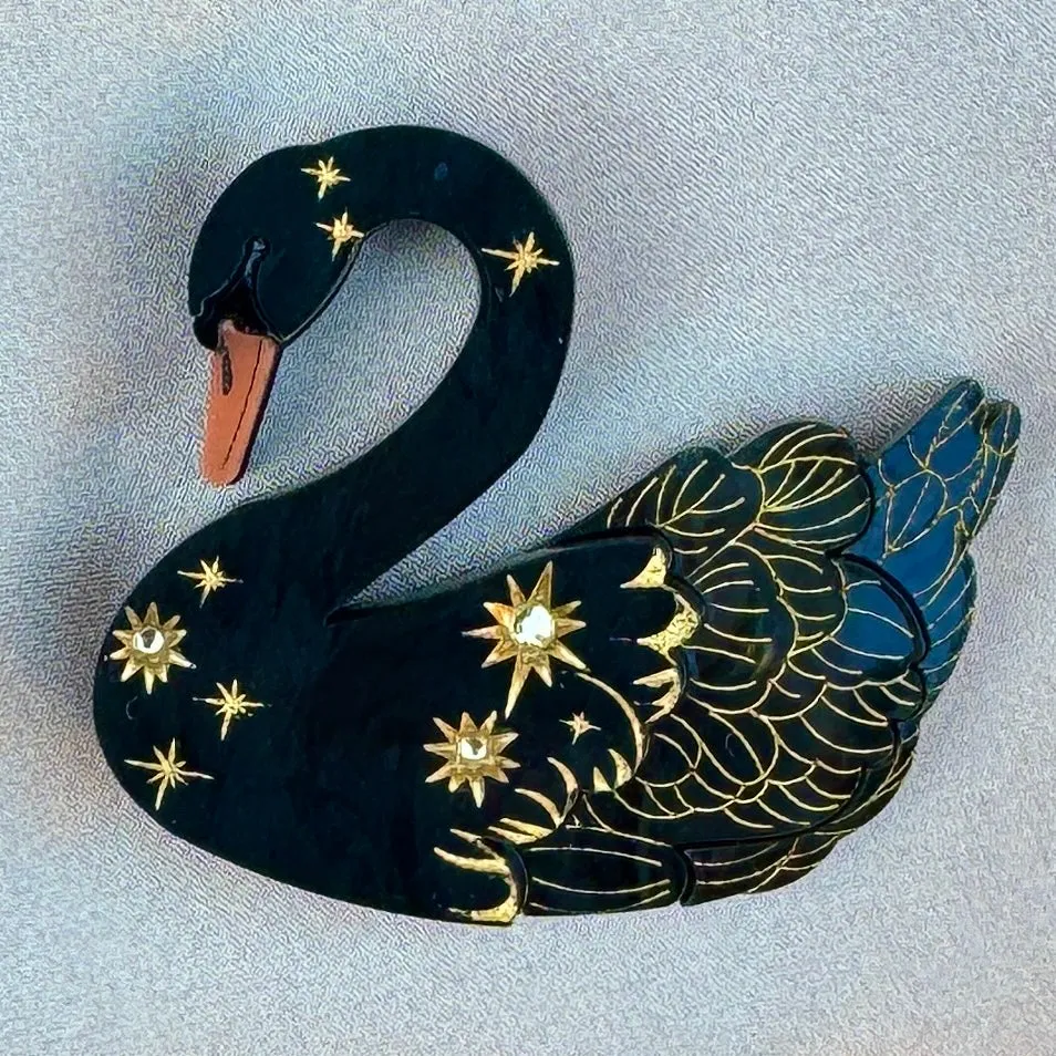 Black swan - Brooch