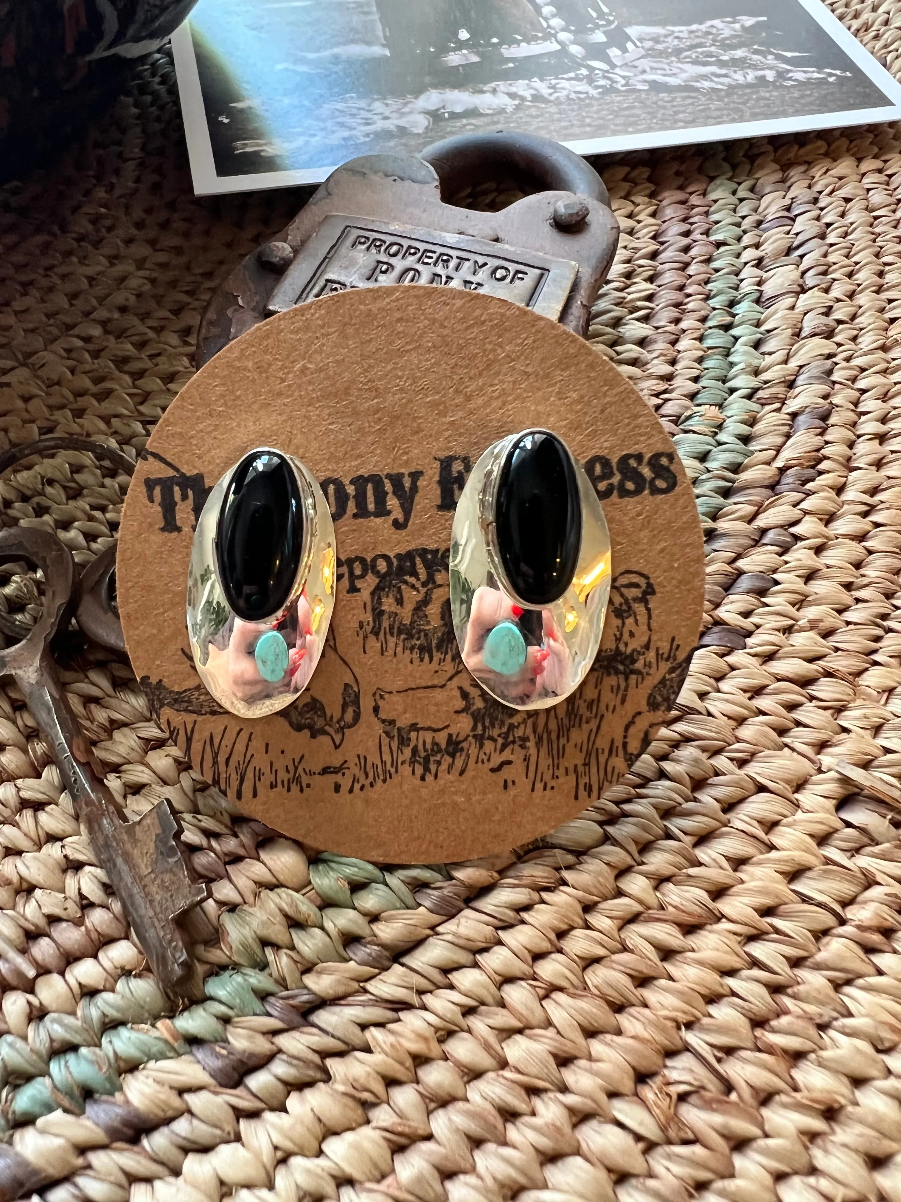 Crow Oblong Onyx Studs