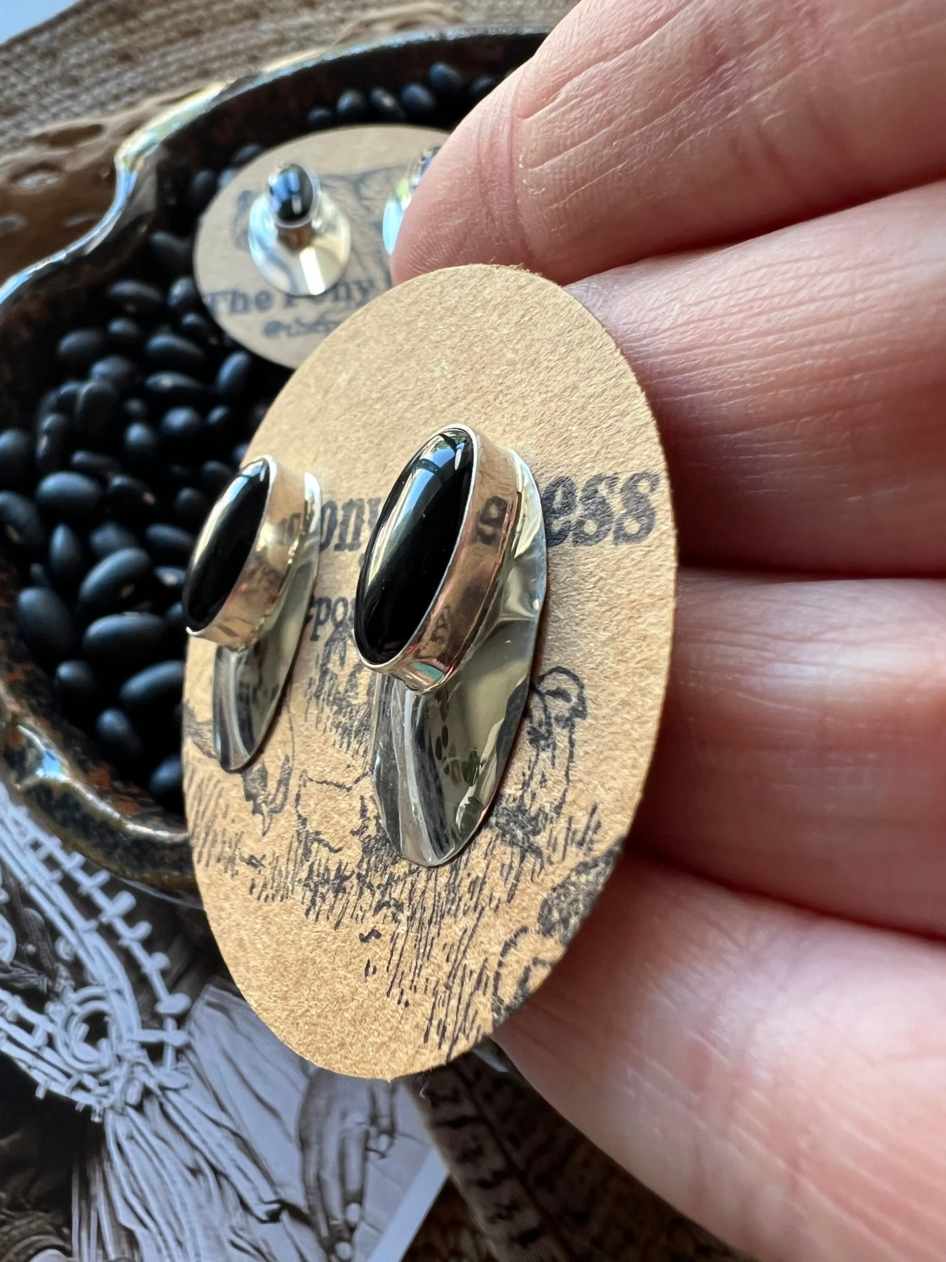 Crow Oblong Onyx Studs