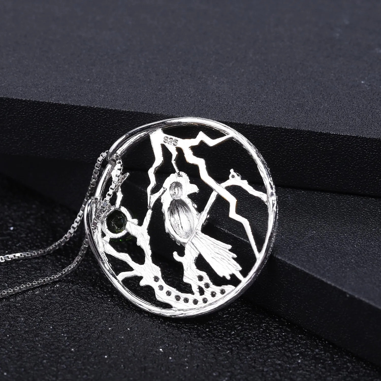 Designer Premium Natural Bird Pendant Design Natural Topaz Silver Necklace for Women