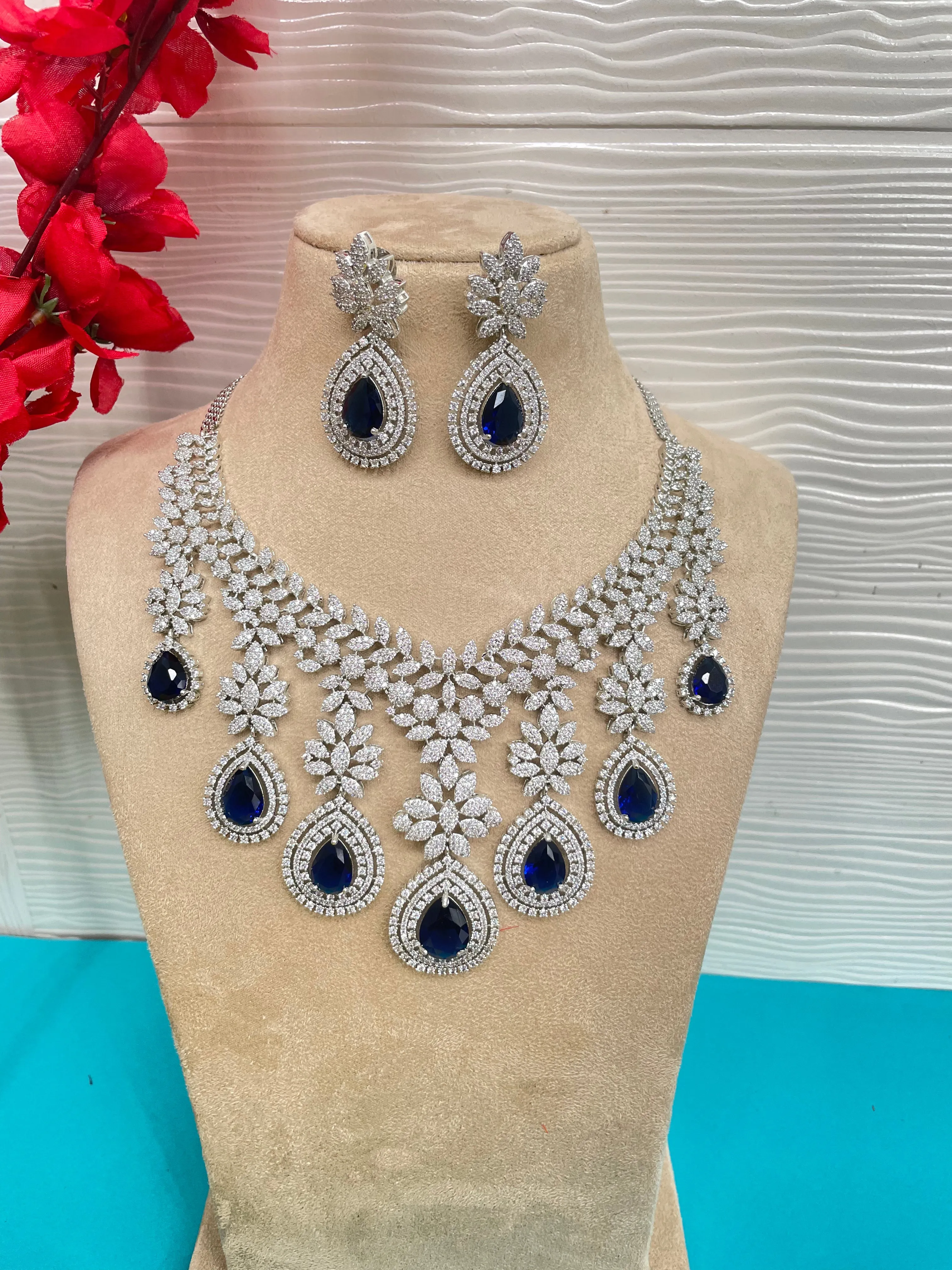 EMERALD ZIRCONIA NECKLACE-Elegance21