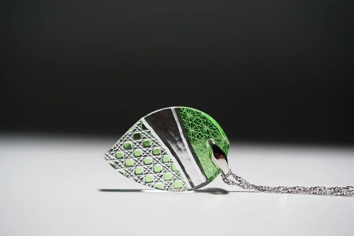 Kiriko Glass Pendant Necklace -Green-, Japanese Jewelry