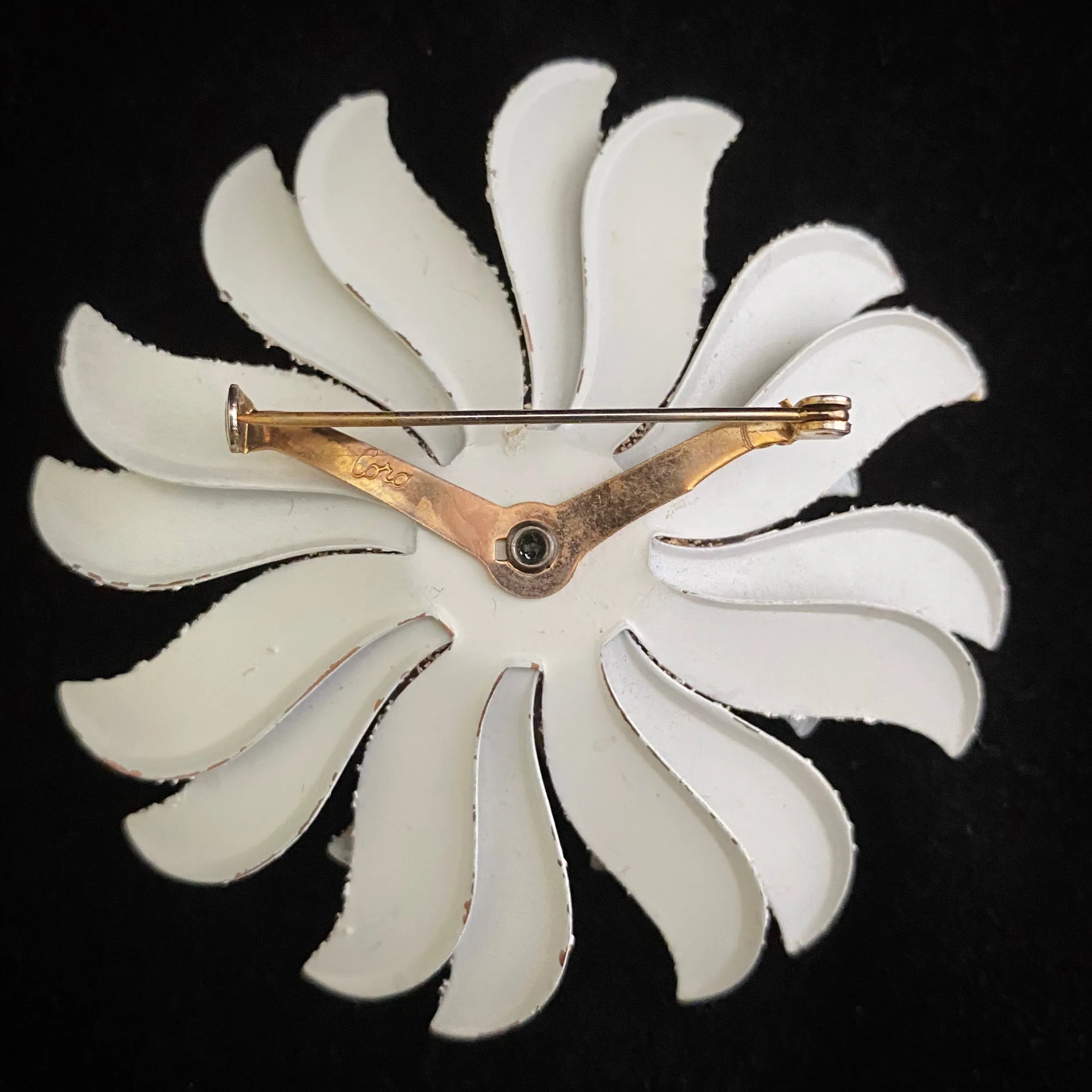 Late 40s/ Early 50s Coro Flower Brooch