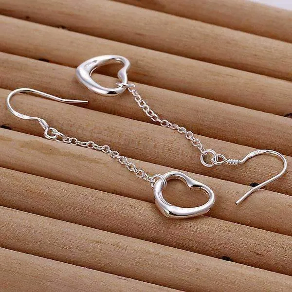 Love Chain Dangling Heart Earrings for Woman