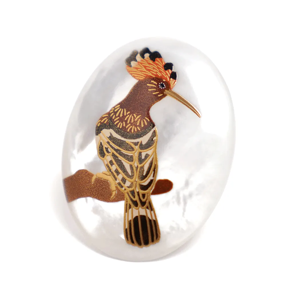 Maki-e Urushi Lacquer Brooch - White South Sea Pearl Shell / Hoopoe -, Traditional Japanese Urushi Lacquer Jewelry
