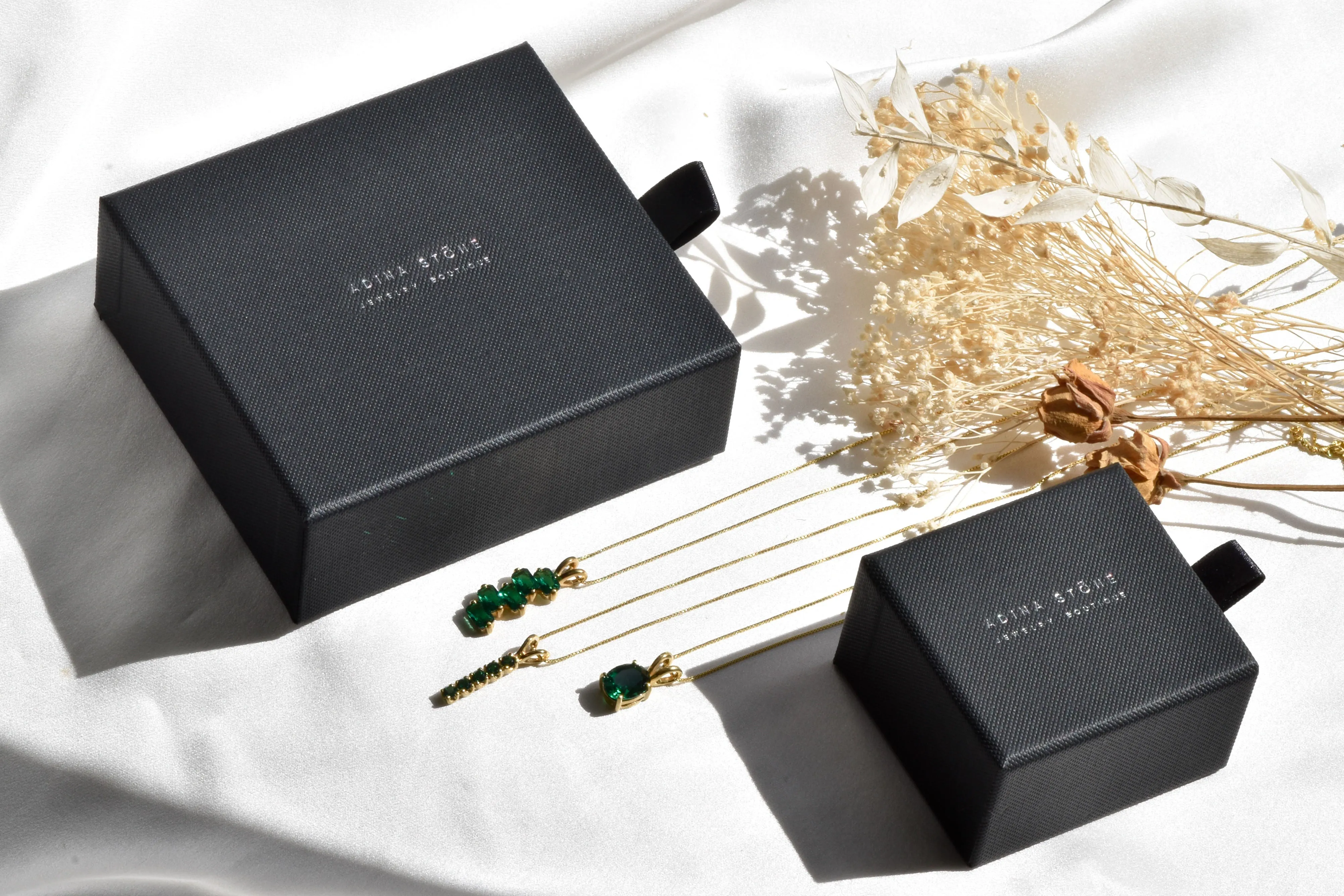 Natural Coral Earrings - Genuine Emerald Earrings - Red Green Earrings