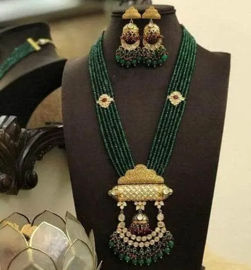 Onex Temple Tumb Necklace
