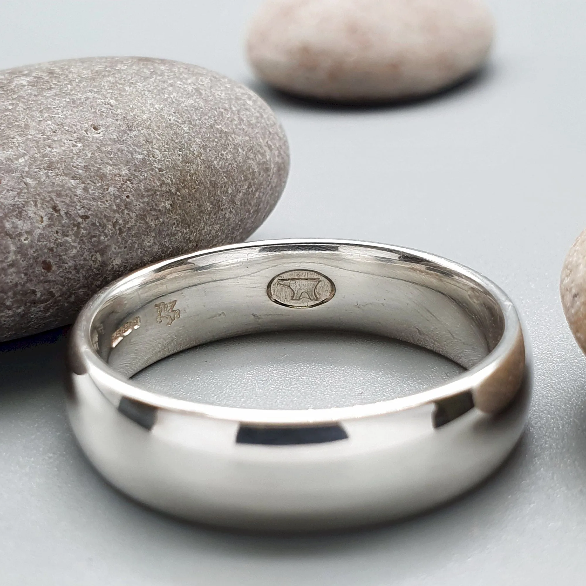 Secret White Gold Gretna Wedding Ring