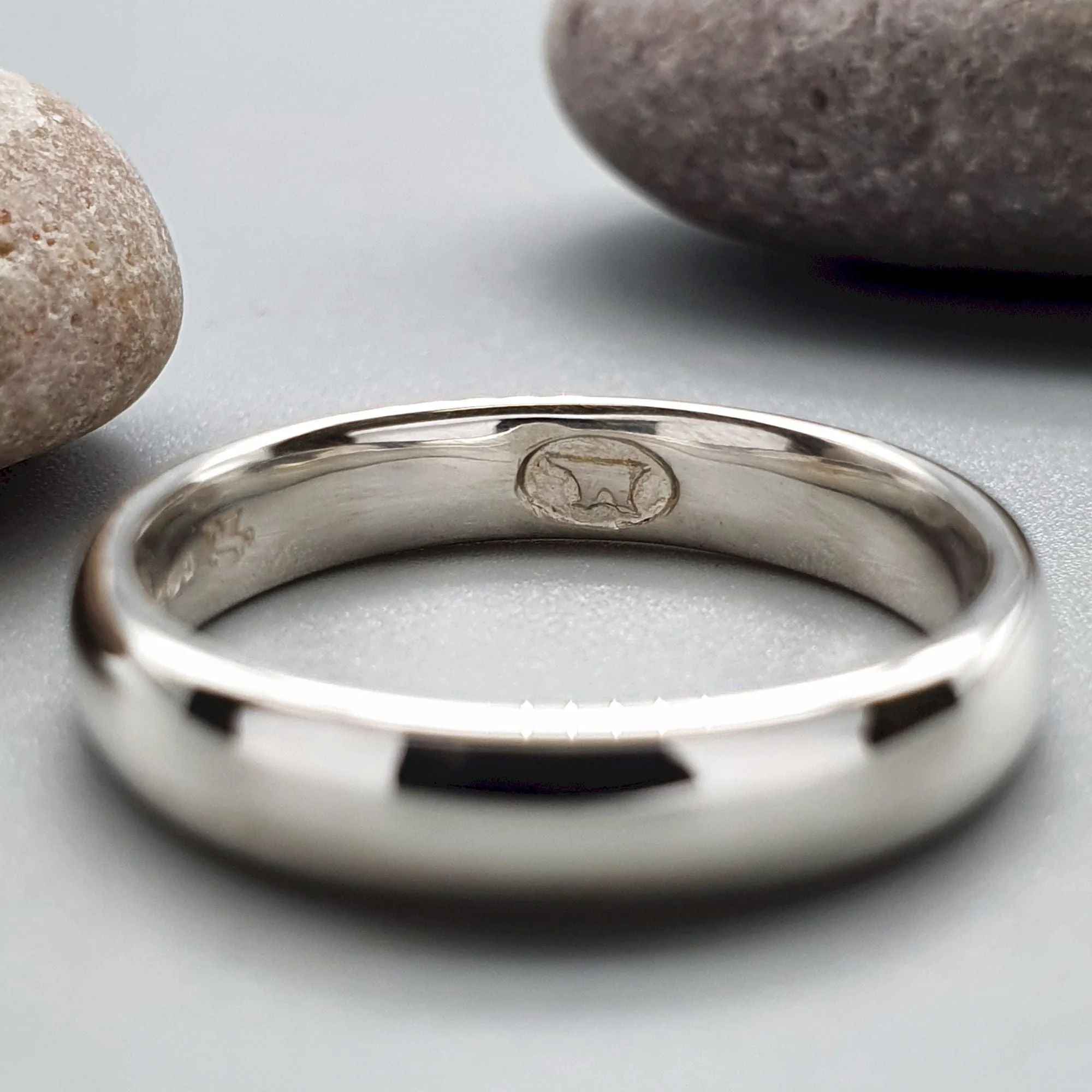 Secret White Gold Gretna Wedding Ring
