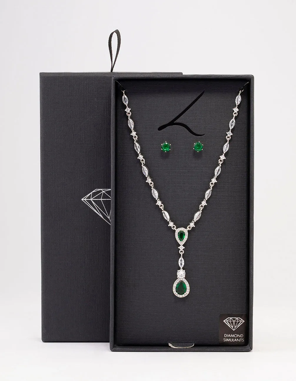 Silver Emerald Oval Pear Jewellery Set