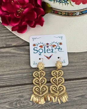 Triple Corazon Earrings