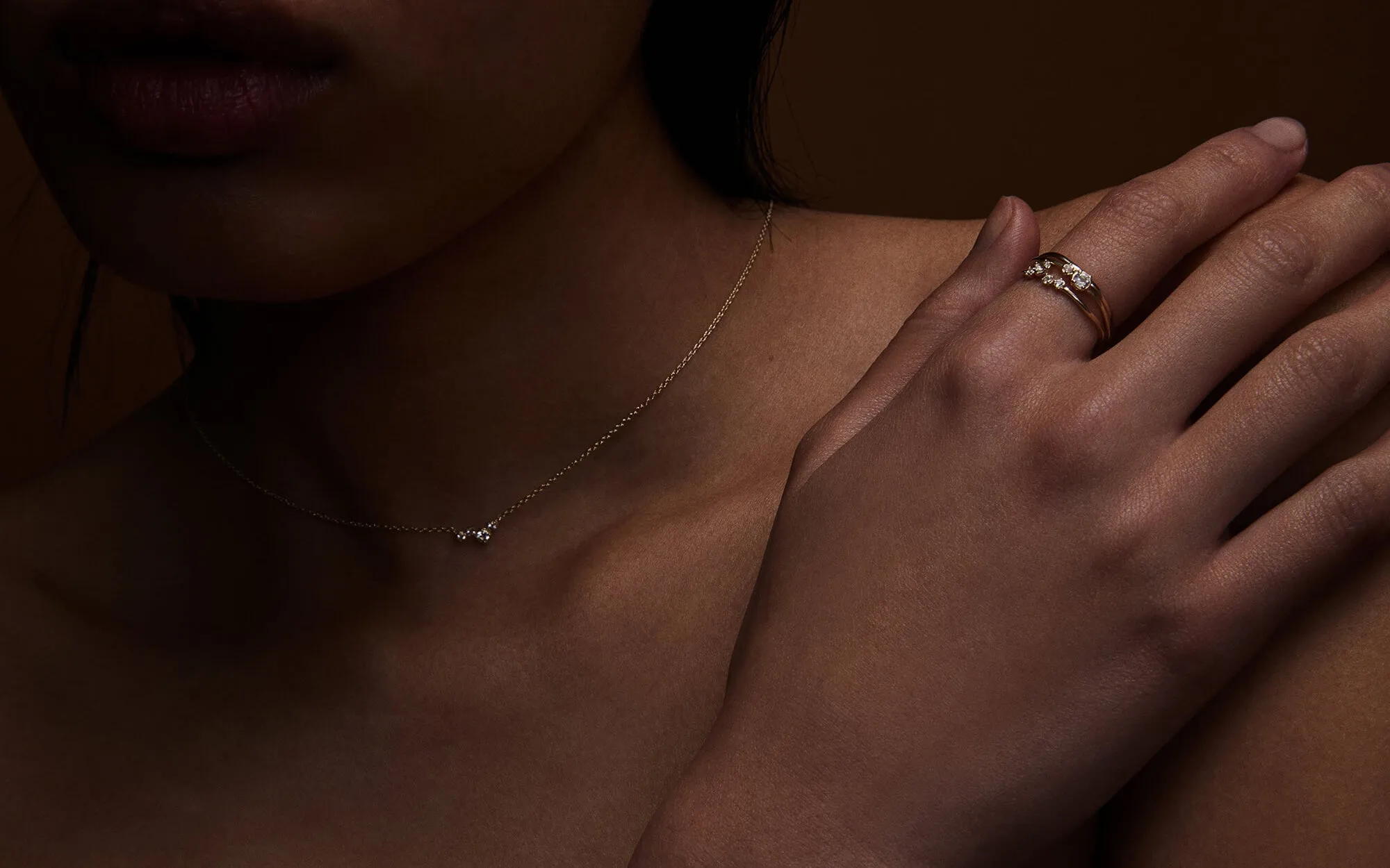 VALENCIA TOPAZ NECKLACE (9K GOLD)