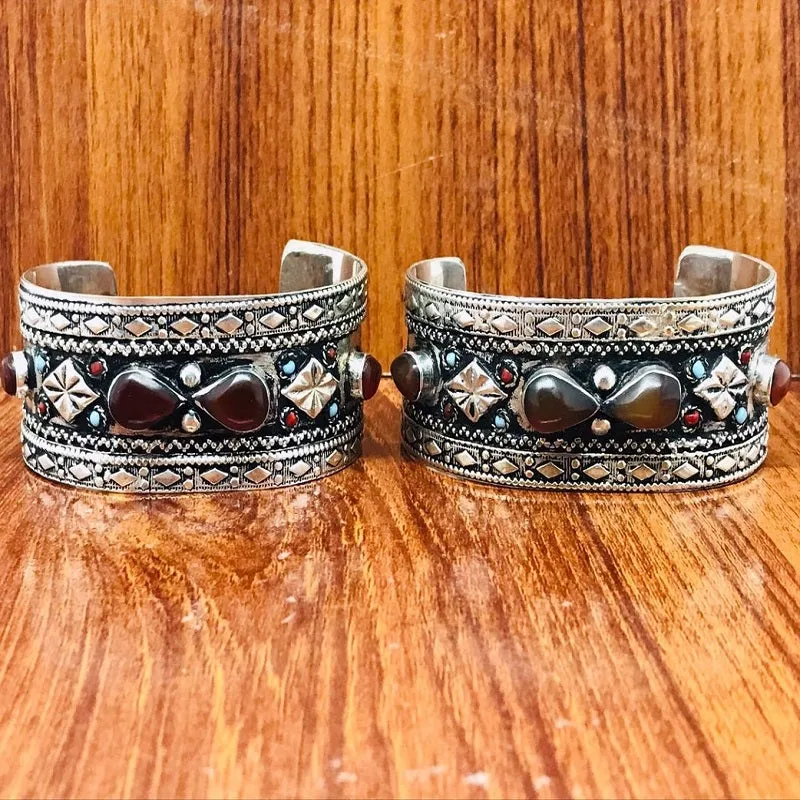 Vintage Tribal Boho Cuff inlaid With Brown Stones