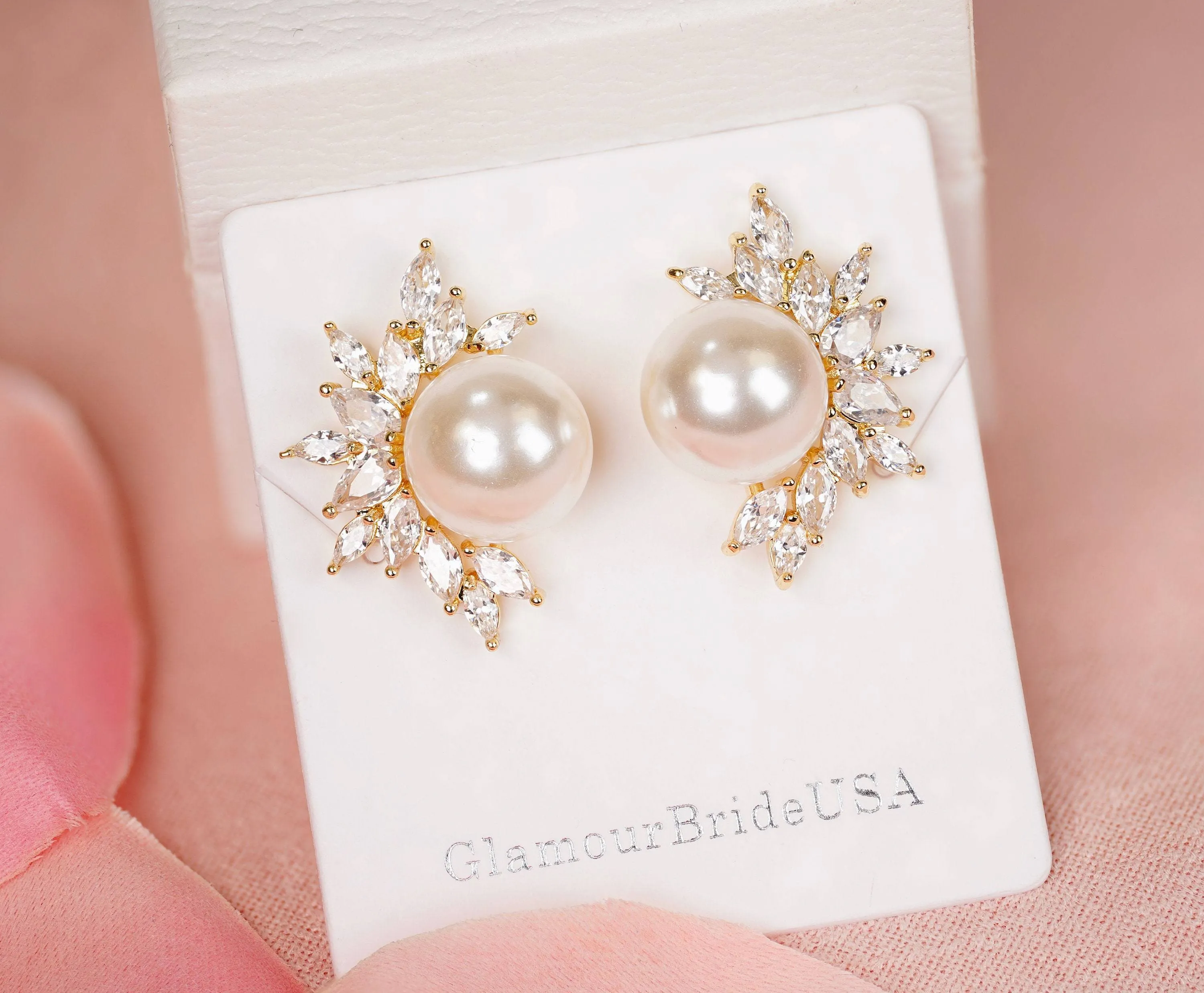 Wedding Pearl Stud Earrings - Samantha