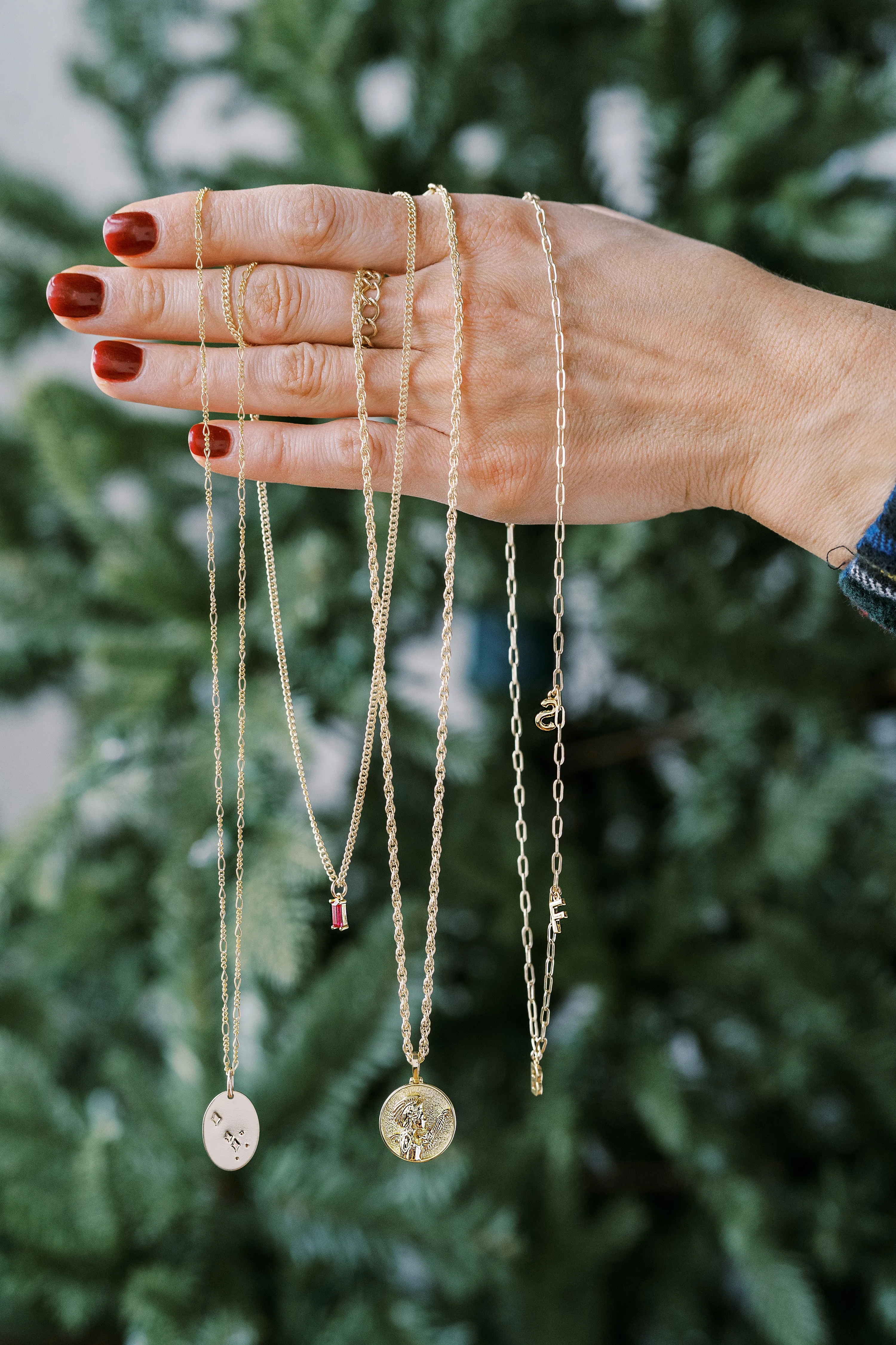 written in the stars necklace { silver   gold }